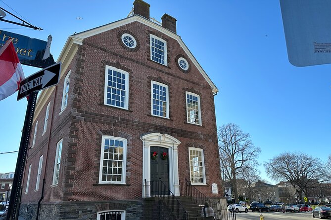 Newport Downtown Historic Audio APP Self Guided Smart Phone Tour - Eisenhower Street and Oliver Hazard Perry