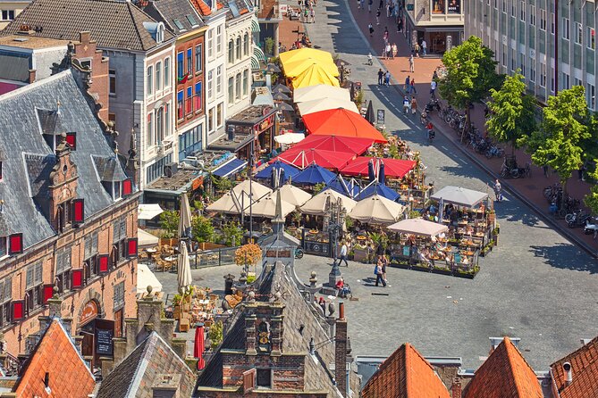 Nijmegen: City Walk with Audio Guide in 7 Languages on your Phone - A private tour without a live guide