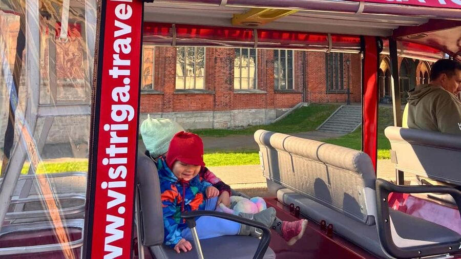 Old Riga Heated E-Bus Tour with Audio Guide & Mulled Wine - Key points at a glance