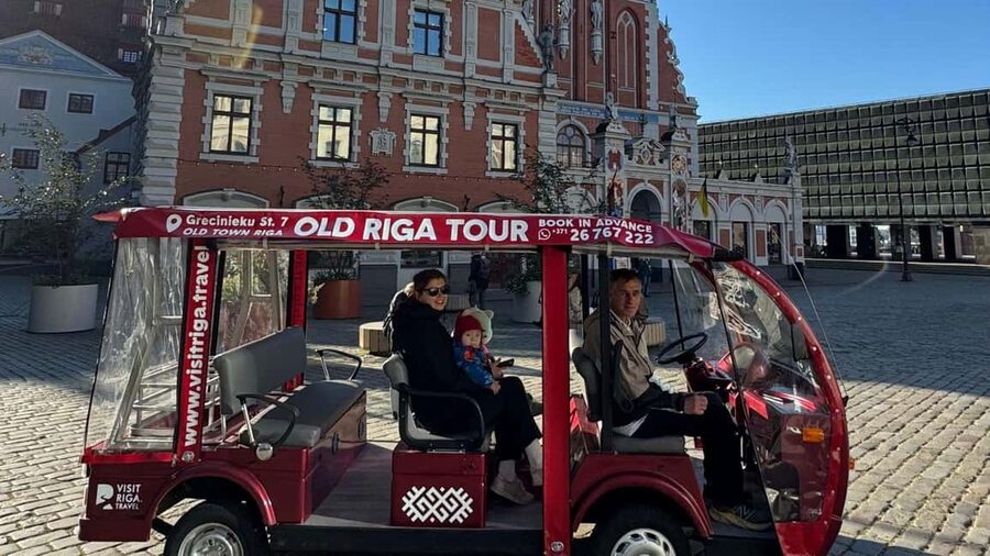 Old Riga Heated E-Bus Tour with Audio Guide & Mulled Wine - Why this short ride works as a first look at Riga