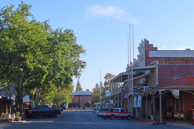 Old Sacramento: A Self-Guided Audio Tour - The museums are useful optional additions