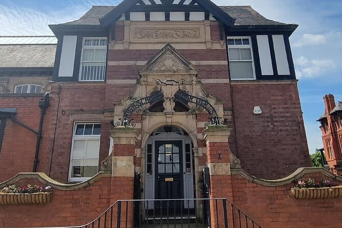 On the Origins of Charles Darwin: A Self-Guided Audio Tour of Shrewsbury - Market Hall, museum treasures, and St Chad’s Church
