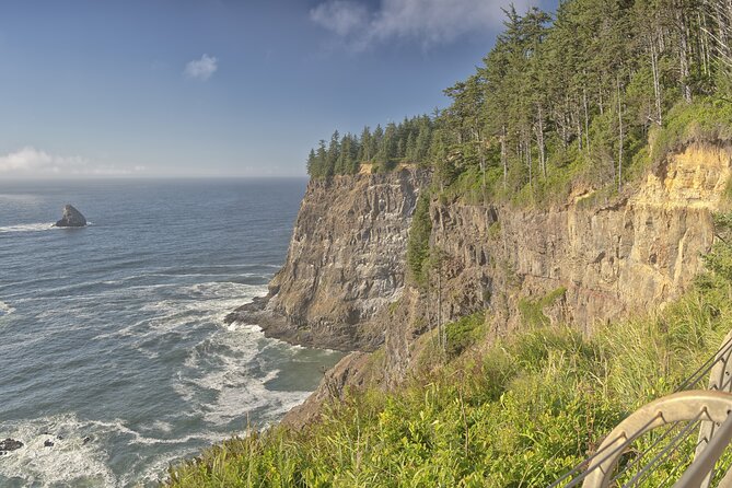 Oregon Coast Self Guided Audio Driving Tour - Yachats to Newport: small towns and distinctive bridges