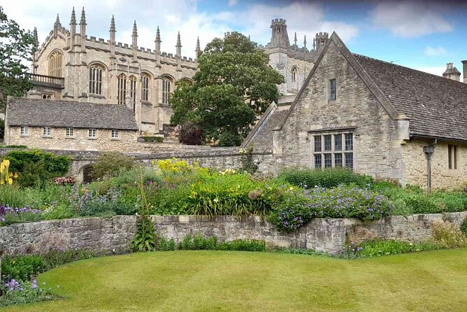 Oxford's literary legends and landmarks: A Self-Guided Audio Tour - Pembroke Square and Tolkien’s Oxford