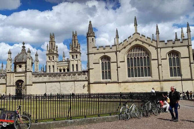 Oxford's literary legends and landmarks: A Self-Guided Audio Tour - Harry Potter at the Divinity School