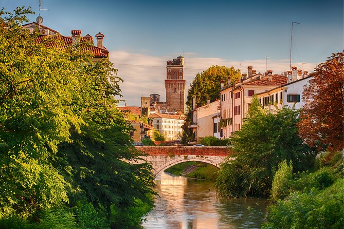 Padua Scavenger Hunt and Highlights Self Guided Audio Tour - The price and who gets the best value