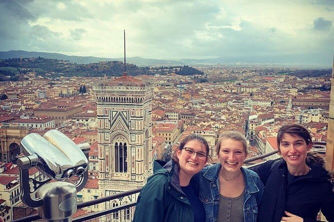 Palaces and Piazzas: A Self-Guided Audio Tour of Florence - Price, group size, and practical value
