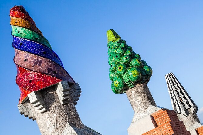 Palau Guell by Gaudi with Audio Guide in Barcelona - The Facade and Grand Entrance