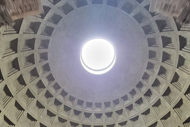 Pantheon Fast Track Entrance with Audio Guide - Inside the ancient Roman dome