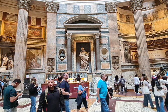 Pantheon Fast-Track-Entry Tickets with Audio guide - Starting at Piazza della Minerva