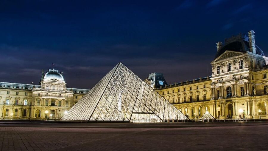 Paris Audioguide - TravelMate app for your smartphone - The quiz adds a simple learning tool