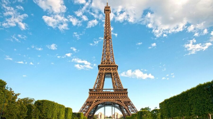Paris Audioguide - TravelMate app for your smartphone - What the $3.40 price really buys