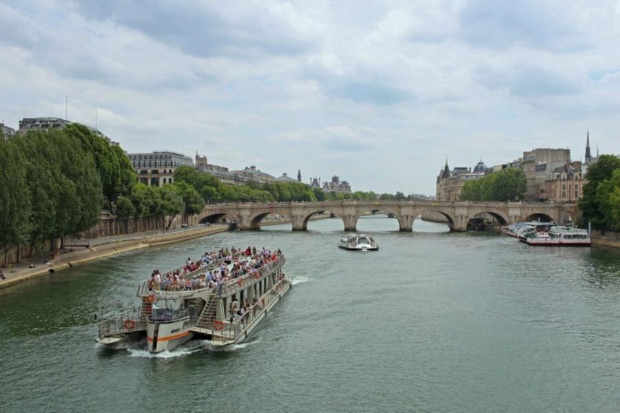 Paris: Catacombs, Audio Guide, and River Cruise Option - Should You Book the Catacombs and Cruise?