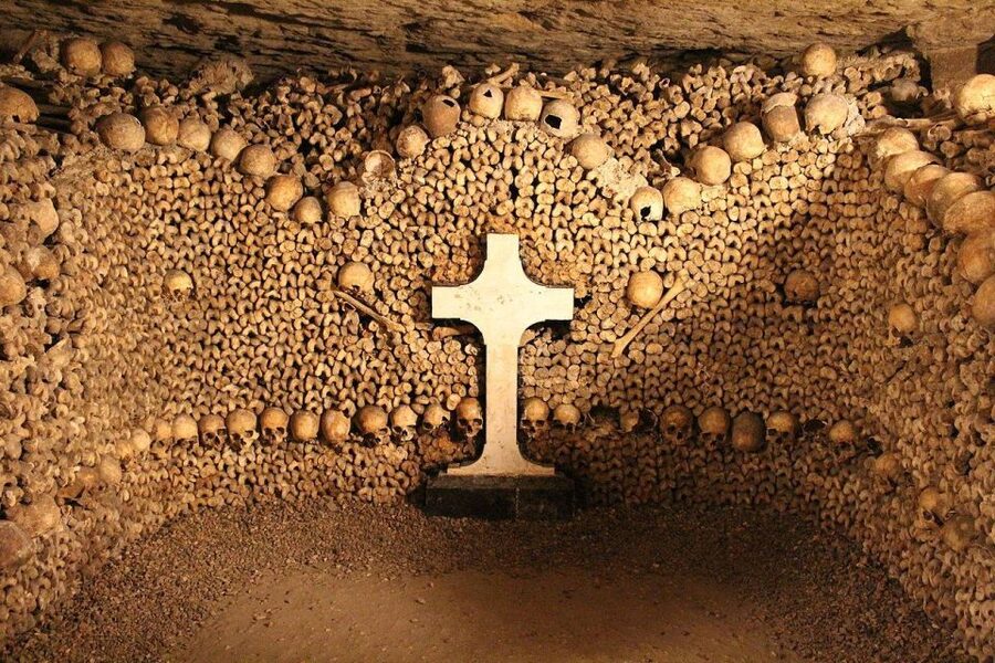 Paris: Catacombs Entry & Seine River Cruise with Audio Guide - The audio guide gives the underground walk its shape