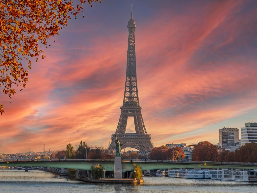 Paris: Eiffel Tower Access w/ Audioguide and Optional Cruise - Using the downloadable audio guide