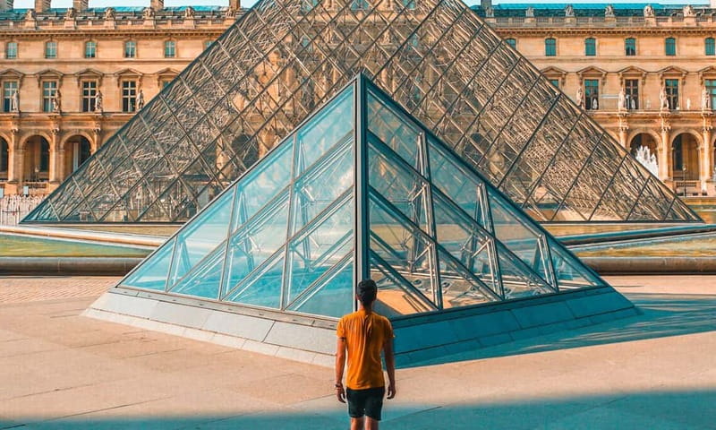 Paris: Louvre Museum Ticket with Audio guide - Downloading the audio guide before you arrive