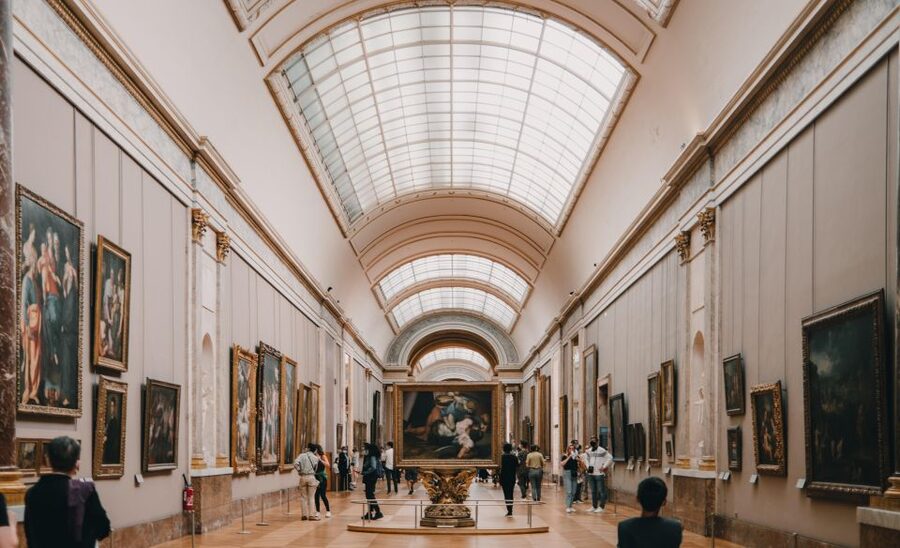Paris: Louvre Ticket with Audioguide App and Seine Cruise - From museum interiors to the River Seine