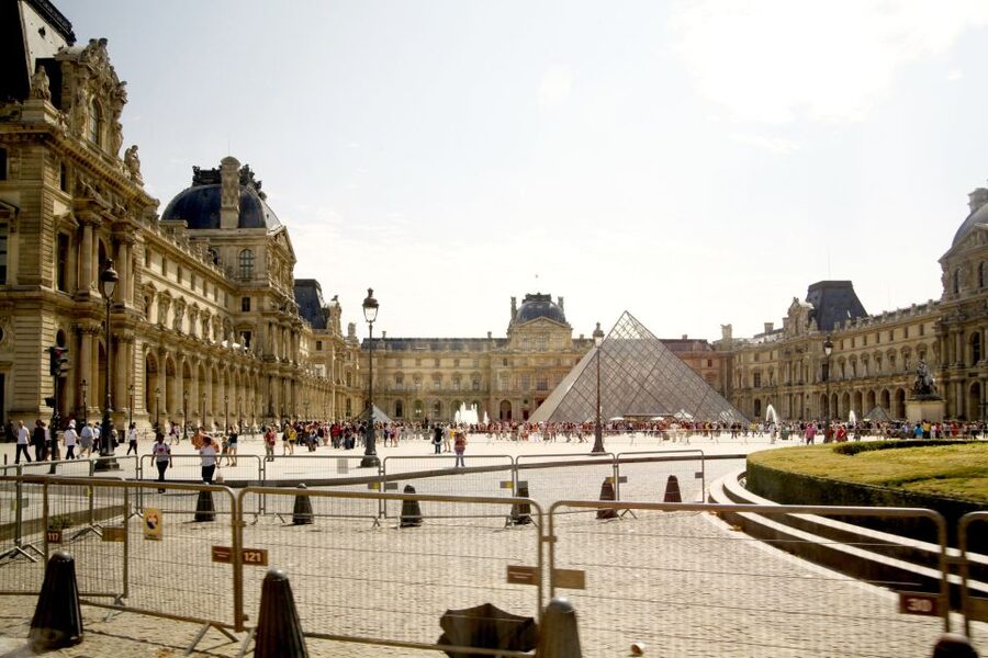 Paris: Openair Double Decker Bus Audio-Guided City Tour - Place de la Concorde and the Champs Elysees