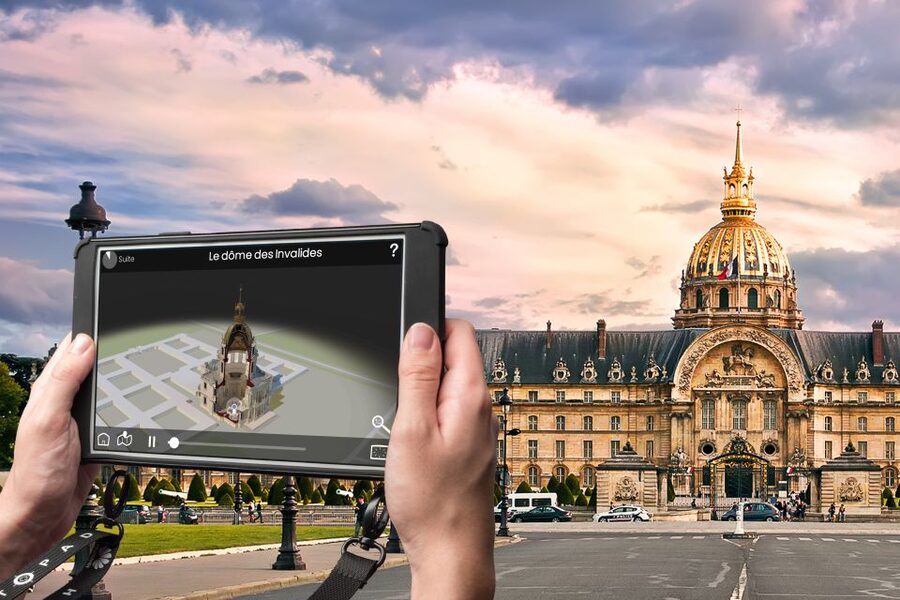 Paris: Openair Double Decker Bus Audio-Guided City Tour - Les Invalides, Pont Neuf, and the city’s historic center
