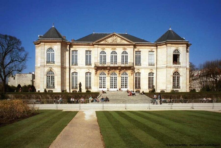 Paris: Rodin Museum Ticket & Optional Digital AudioGuide App - Why the Rodin Museum feels different from a standard gallery
