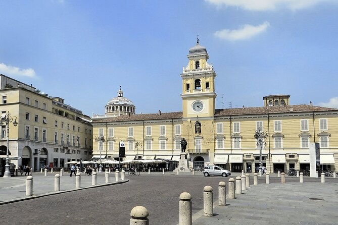 Parma Walking Tour with Audio and Written Guide by a Local - Renaissance art inside Santa Maria della Steccata