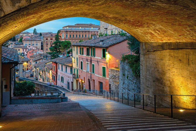 Perugia Walking Tour with Audio and Written Guide by a local - Braccio’s loggia and Corso Vannucci
