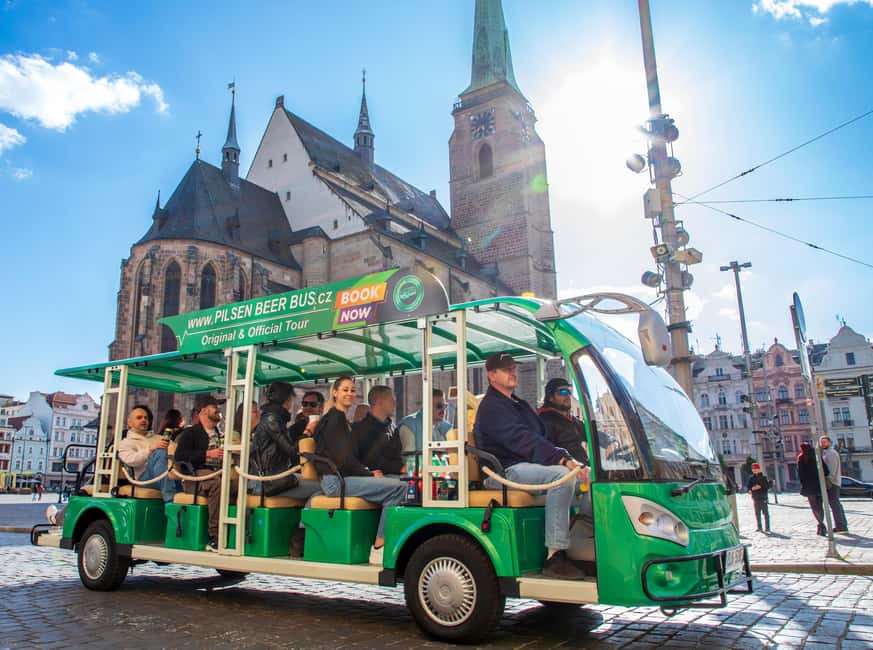 Pilsen: Panoramic Sightseeing - Bus Tour with audio guide - Why the panoramic bus saves time