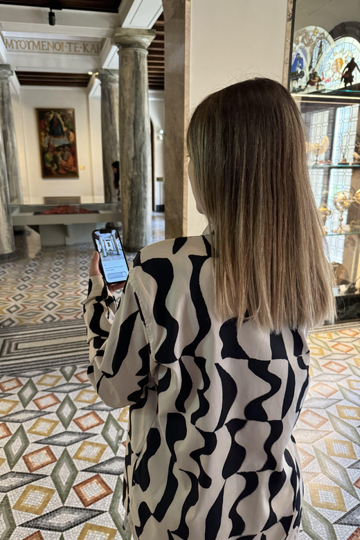 Pinacoteca Ambrosiana audioguide - Leonardo, Raphael, Caravaggio, and the main art stops