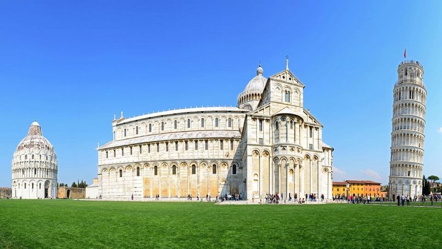 Pisa Audioguide - TravelMate app for your smartphone - A self-guided way to understand Pisa’s famous square