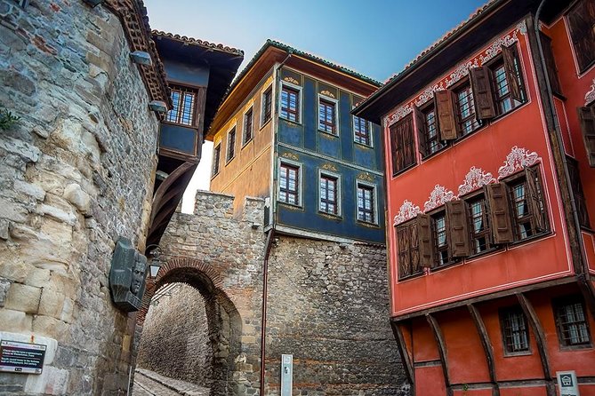 Plovdiv Old Town Self-Guided Audio Tour - Climbing into the Old Town’s Revival quarter