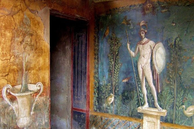 Pompeii Archaeological Park Skip-the-line Entry and Audio Guide - The dramatic view toward Mount Vesuvius
