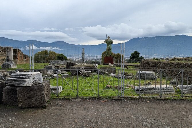 Pompeii Fast Track Entry with Audio Guide - The audio guide is the main risk