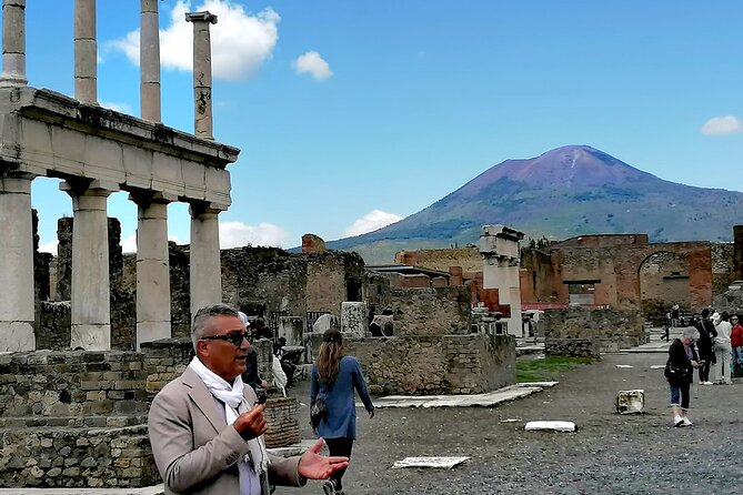 Pompeii from Naples: Smart Audio Guide with Travel Instructions - The Forum, Temple of Jupiter, and Basilica