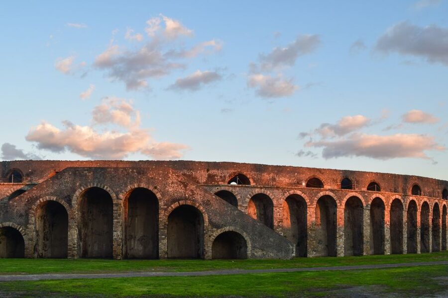 Pompeii: Skip-the-line Entry Ticket with Audio Guide & Map - The Pompeii experience begins above the train station