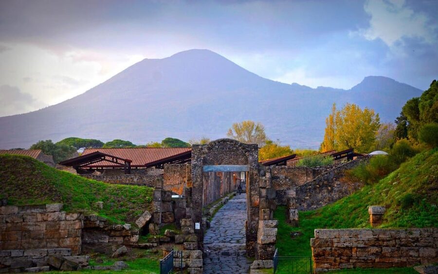 Pompeii: Skip the Line Ticket + Audioguide - What you receive before entering the ruins