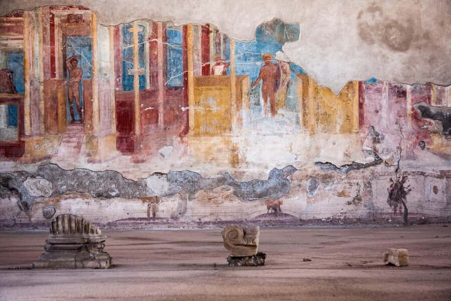 Pompeii: Skip-the-Line Ticket with Audio Guide and Map - Following Pompeii’s ancient streets with the map