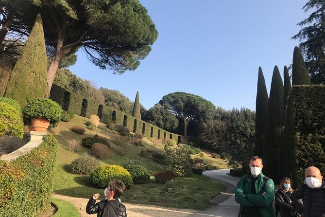 Pontifical Villa Gardens at Castel Gandolfo Audio-Guided Minibus Tour - What happens during the one-hour garden ride