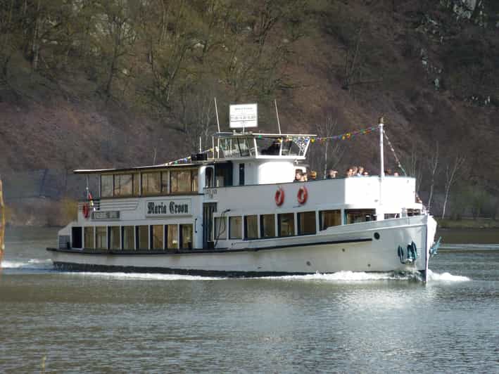 Prague: 1-hour Cruise with Audio Guide - Boarding near Na Františku wharf