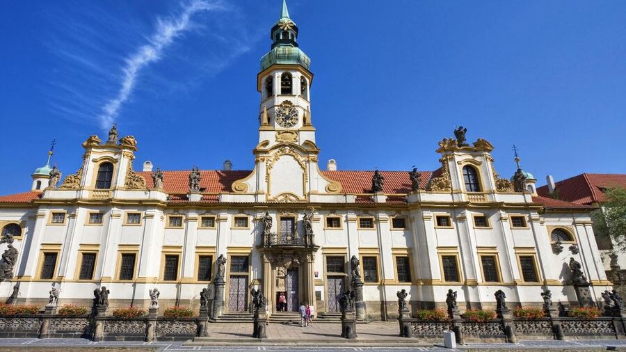 Prague Audioguide - TravelMate app for your smartphone - Prague Castle and the hilltop story