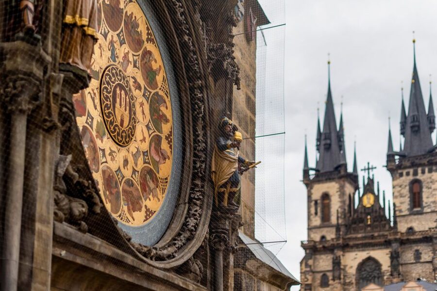 Prague: Castle, National Museum & Town Hall Tickets & Audio - What makes the Astronomical Clock Tower worthwhile