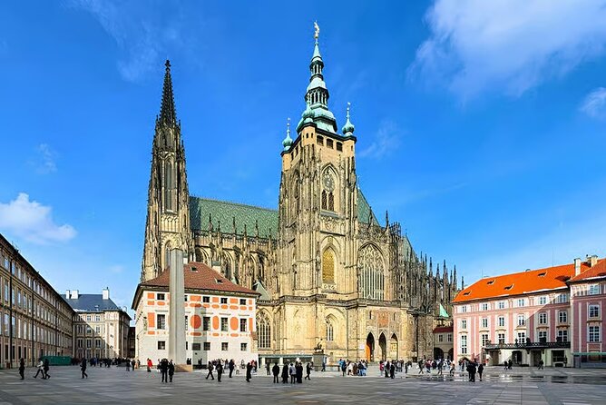 Prague Castle Skip-The-Line Ticket with Audio guide - Golden Lane and Daliborka Tower bring the visit down to street level