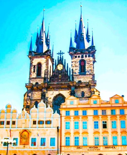 Prague: Old Town Square and Astronomical Clock Audio Guide - Old Town Hall and the stories behind it