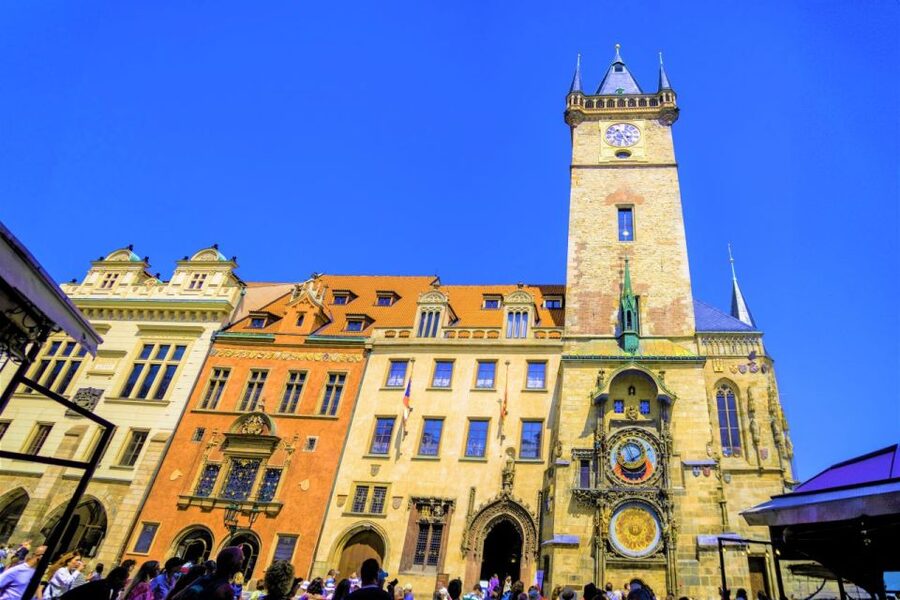 Prague: Old Town Square and Astronomical Clock Audio Guide - A flexible visit that can last several hours