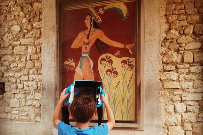 Private Audio and Virtual Tour in Knossos - How This Compares With a Standard Audio Guide