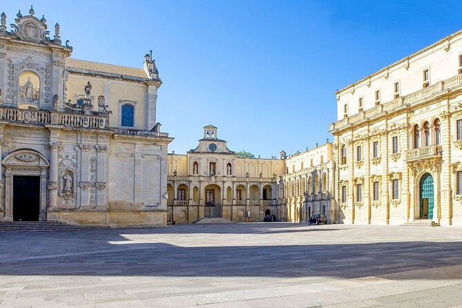 Private Audio Guided Walking Tour in Lecce - Piazza Duomo and its unusual single entrance