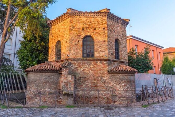 Private Audio Guided Walking Tour in Ravenna - The Neonian Baptistery and a layered past