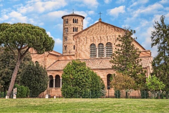 Private Audio Guided Walking Tour in Ravenna - Sant’Apollinare Nuovo, from royal chapel to Catholic church