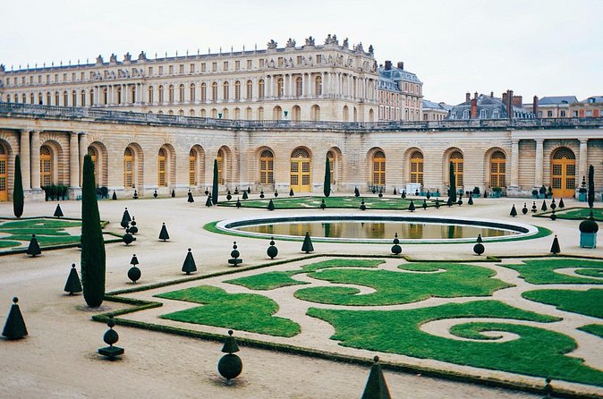 Private Half Day Versailles with Audio Guide Tour from Paris - The gardens need a careful time plan