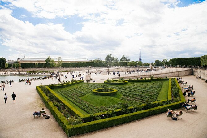 Private Half Day Versailles with Audio Guide Tour from Paris - Reaching the Palace of Versailles