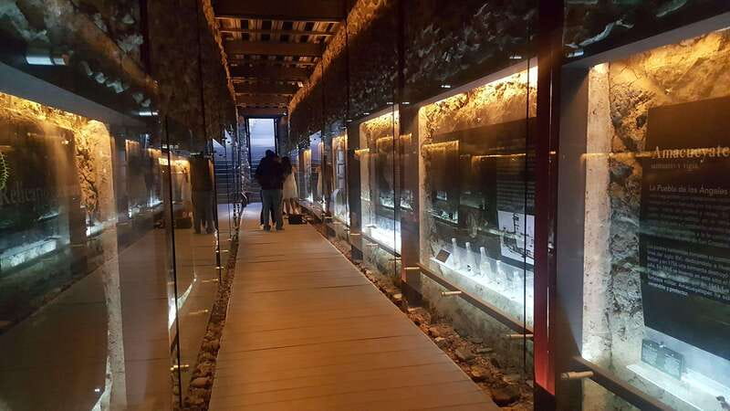 Puebla: Hop-On Hop-Off Bus Tour with Audio Guide - The underground passage at Pasaje 5 de Mayo